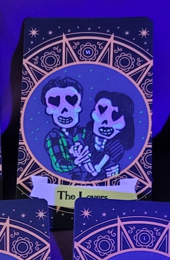 Muertos Tarot Portrait Two Characters